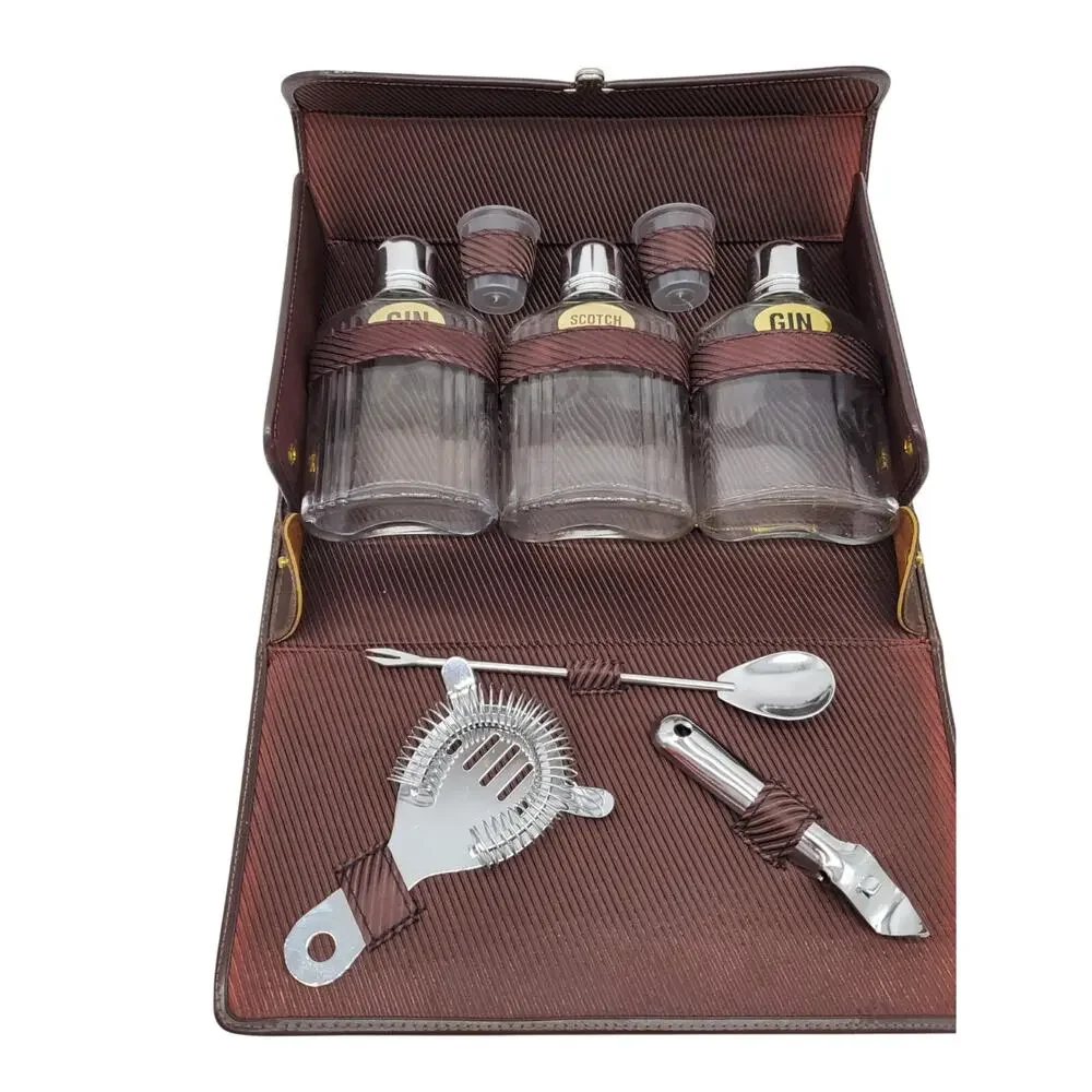 1975 Travel Bar Set Arrowhead Country Club Drinking Kit Mixing